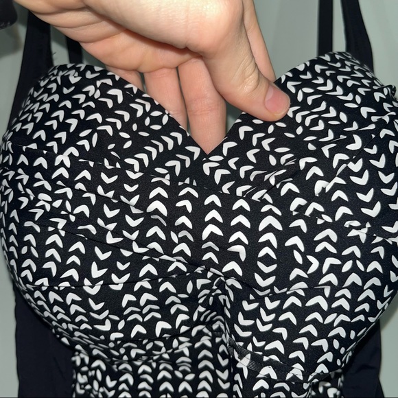 La Blanca black and white padded tankini top - Picture 3 of 9